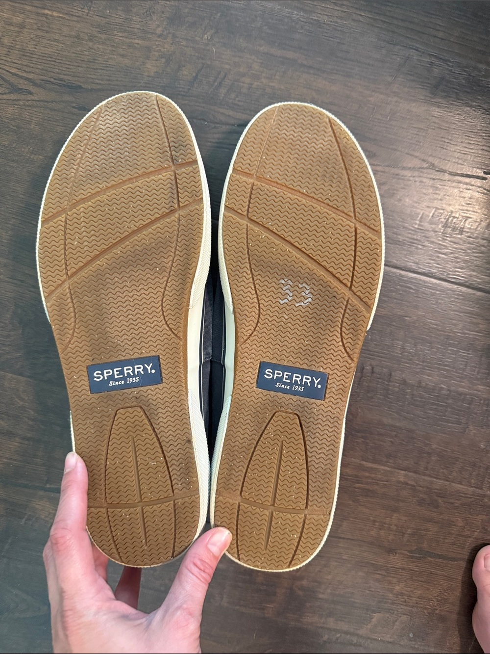 Men’s Sperry Top siders - Picture 3 of 3